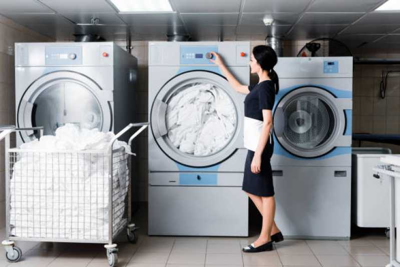 Lavagem de Uniforme Profissional Social Feminino Consolação - Lavagem de Uniforme Empresarial