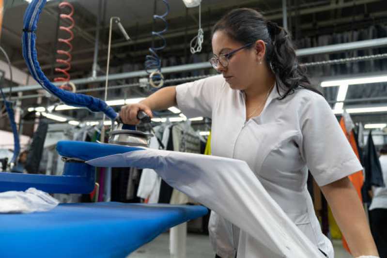 Lavanderia de Uniforme Industrial Vila Olímpia - Lavanderia de Uniformes para Empresas